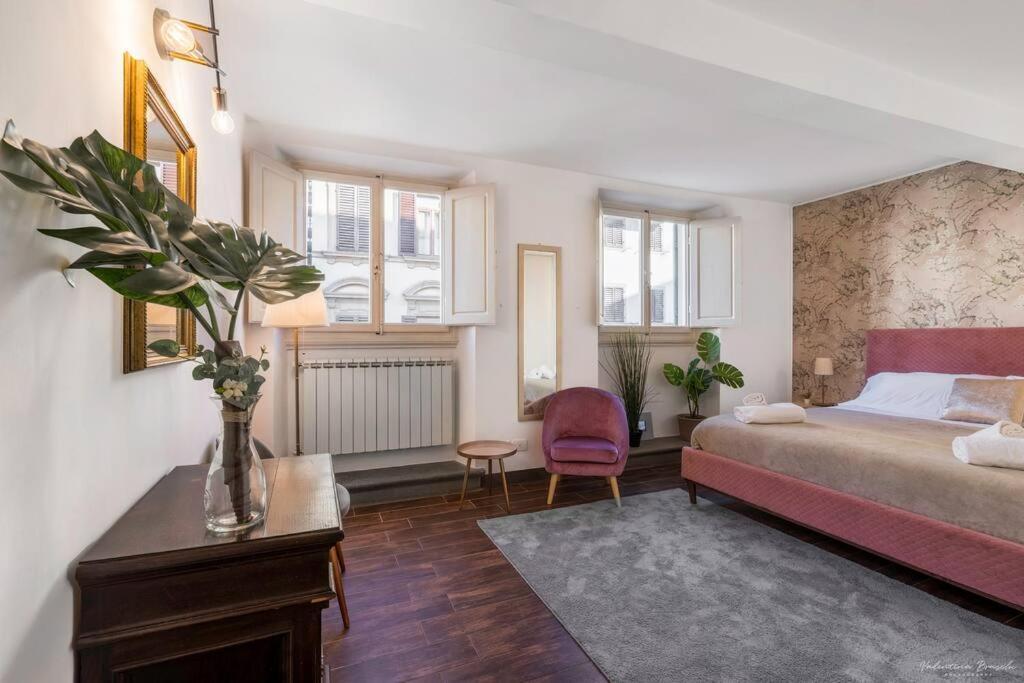 Central Florence Charm - Walk To All Sights By LikehomeFirenze Eksteriør billede